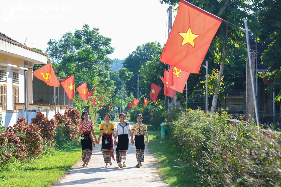 bna- hoa tiến.JPG