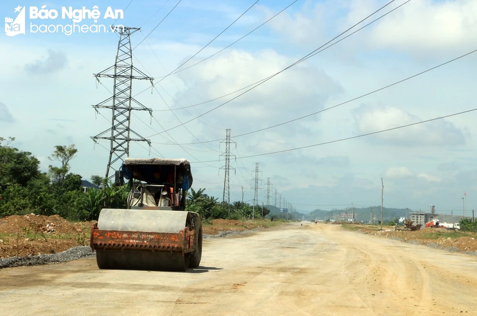 bna-mot-mui-thi-cong-duong-n5-gan-nga-tu-duong-doc-thiet-thuoc-dia-ban-xa-nghi-xa-3437.jpg