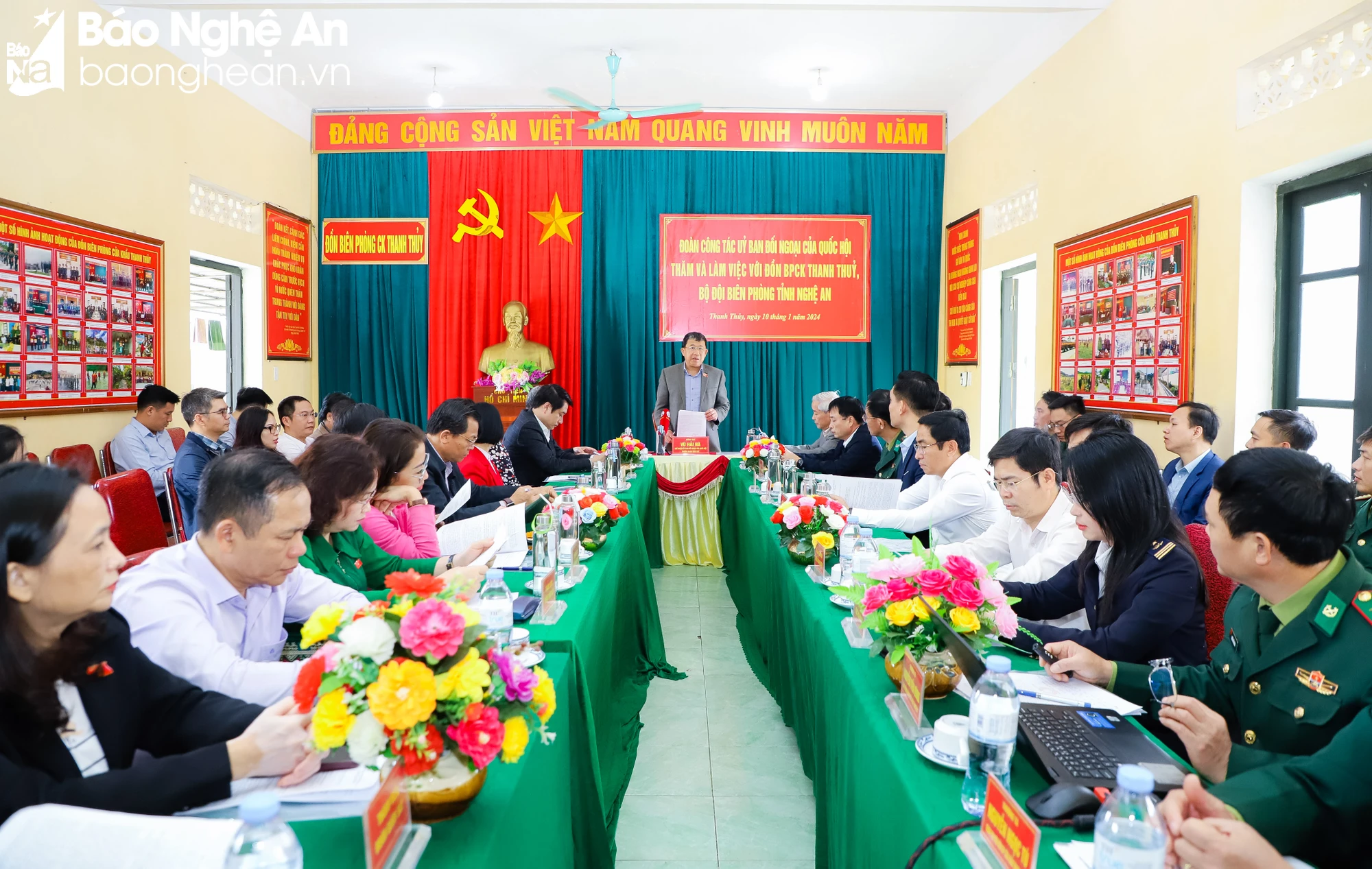 bna-idoan-giam-sat-uy-ban-doi-ngoai-cua-quoc-hoi-da-den-khao-sat-viec-thuc-hien-cac-dieu-uoc-quoc-te-ve-bien-gioi-lanh-tho-tren-dat-lien-giua-viet-nam-lao-tai-cua-khau-thanh-thuy-jpg-4724.jpg