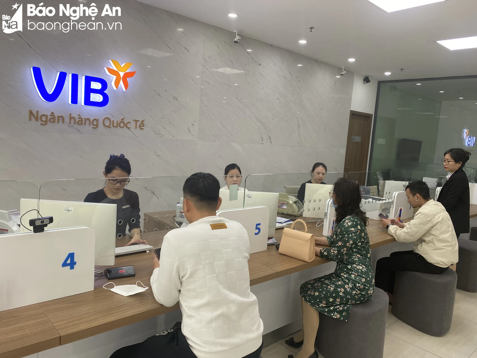 bna-gia-dich-tai-vib-nghe-an-anh-thu-huyen-8404.jpeg