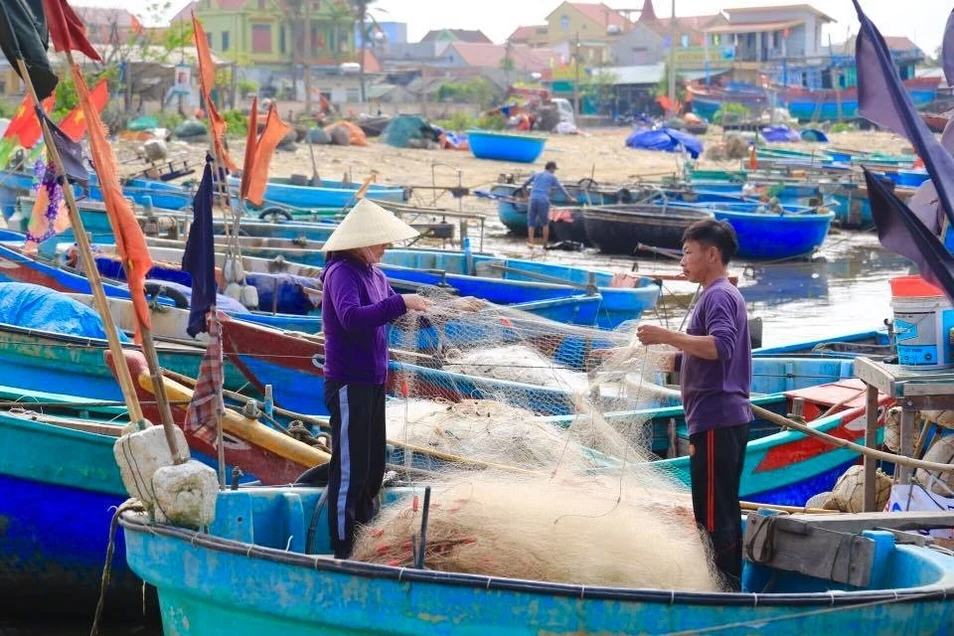 lang-chai-canh-duong-nhin-tu-bien-anh-chup-khi-chua-co-dich-covid19-967.jpg