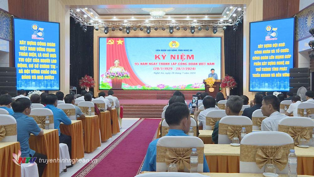 Toàn cảnh lễ kỷ niệm.