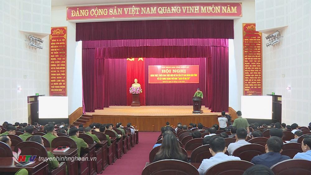 Toàn cảnh hội nghị.