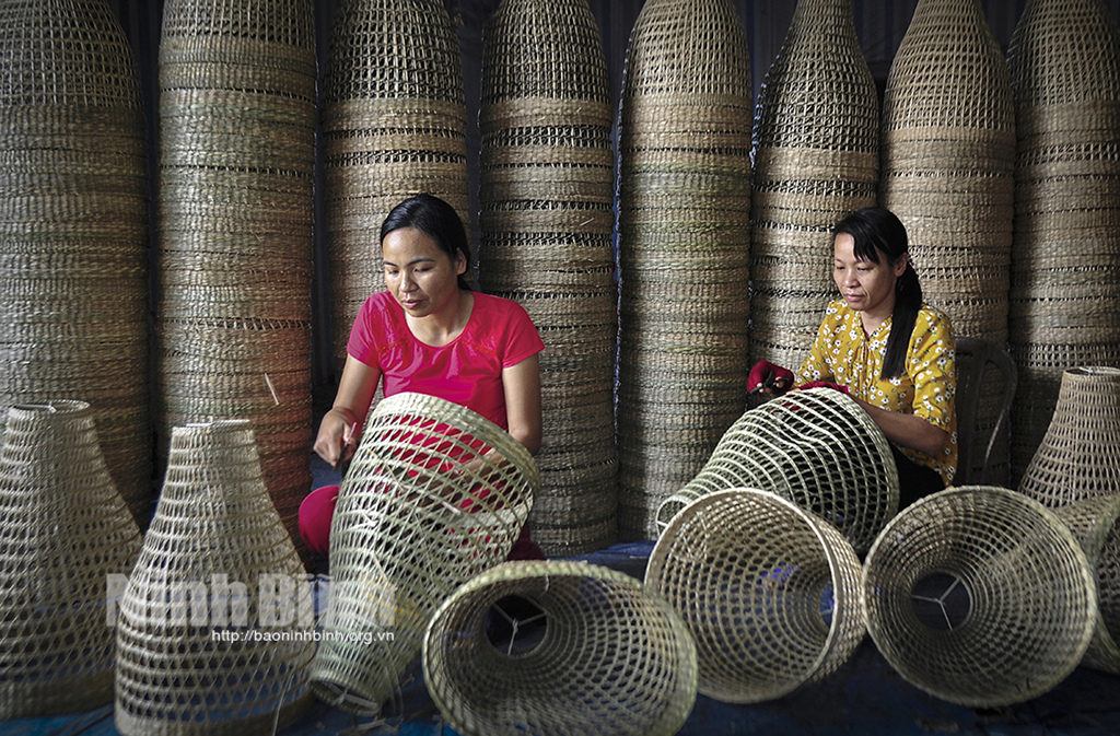 Nắng gọi làng nghề