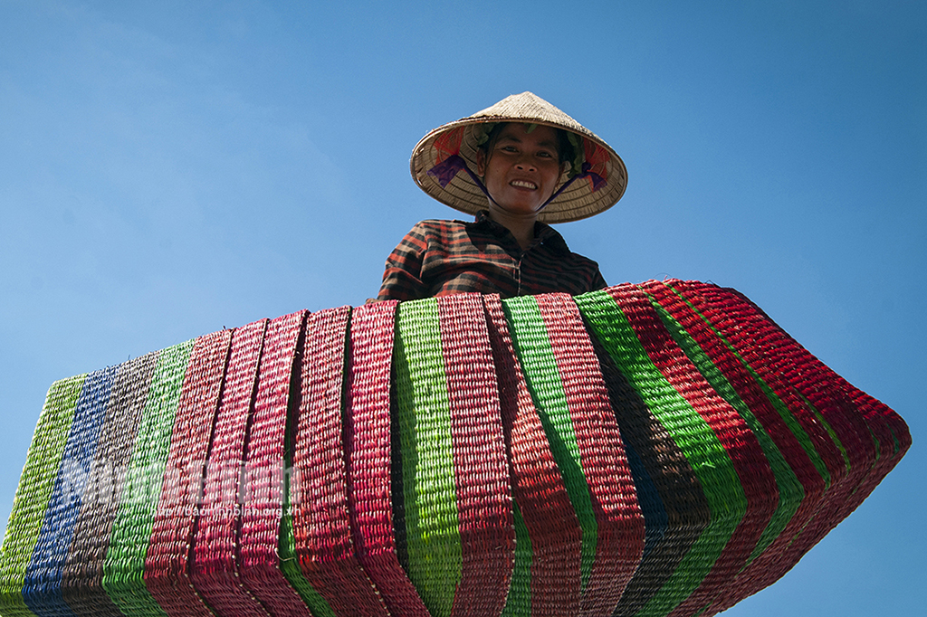 Nắng gọi làng nghề