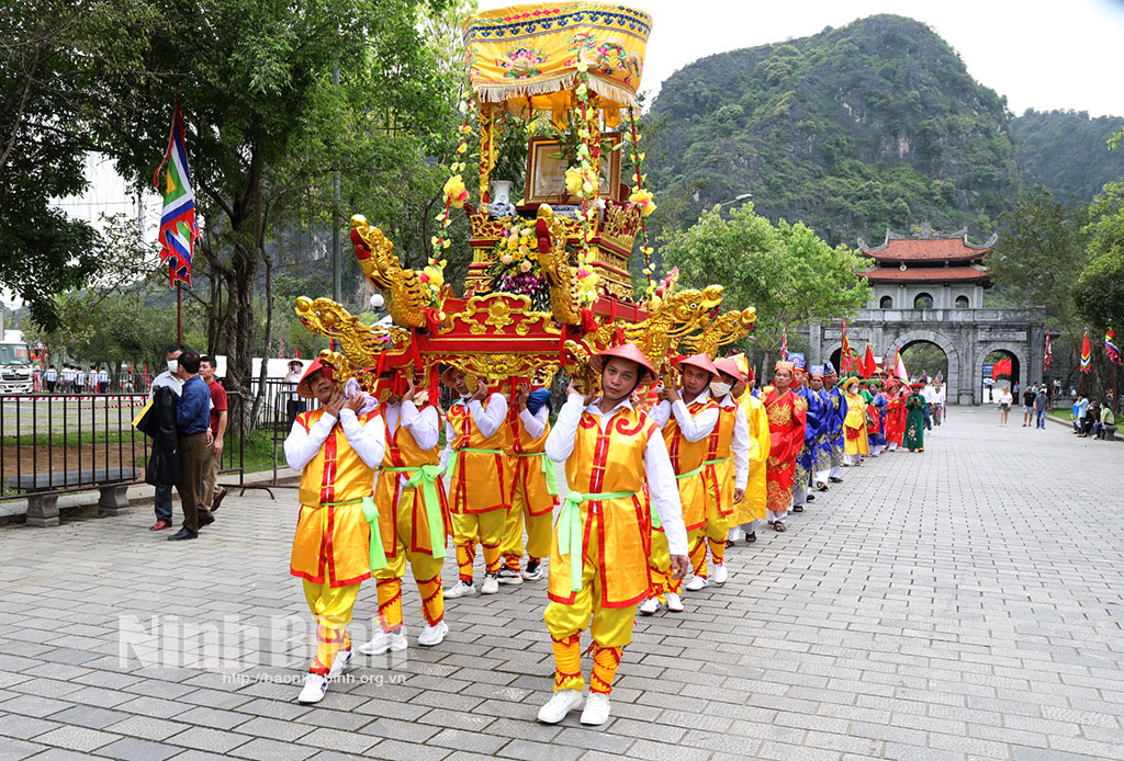 Không gian lịch sử văn hóa Kinh đô Hoa Lư là giá trị đặc trưng định dạng thương hiệu đô thị Ninh Bình