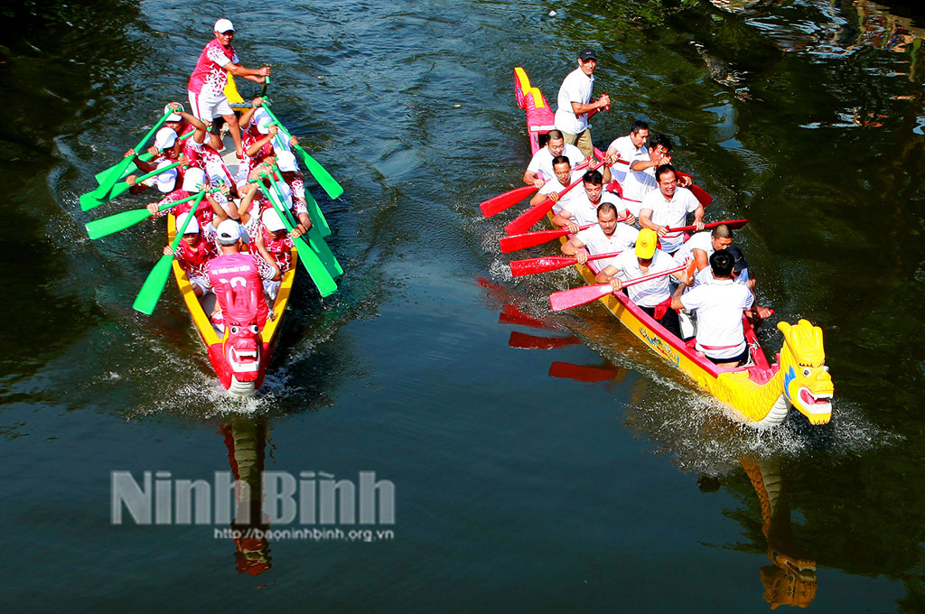 Bustling Independence Day celebrations in Kim Son