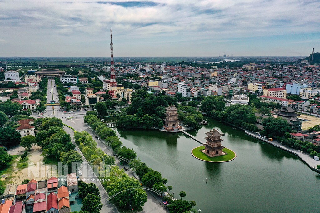 Vẻ đẹp Ninh Bình dưới cánh bay flaycam