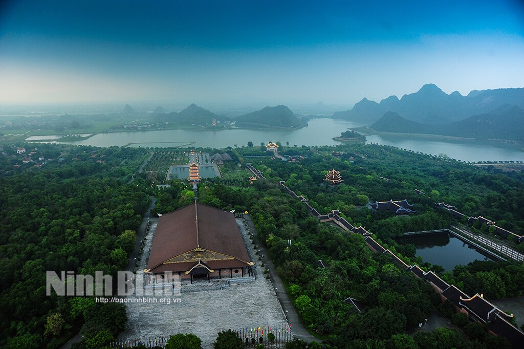 Vẻ đẹp Ninh Bình dưới cánh bay flaycam