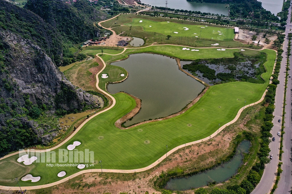 Vẻ đẹp Ninh Bình dưới cánh bay flaycam