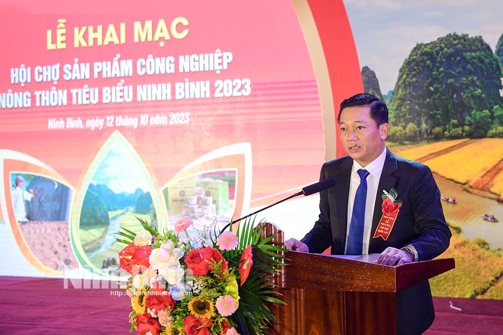 Khai mạc Hội chợ sản phẩm công nghiệp nông thôn tiêu biểu Ninh Bình 2023