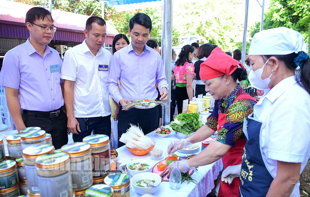 Khai mạc Ngày hội nông sản an toàn