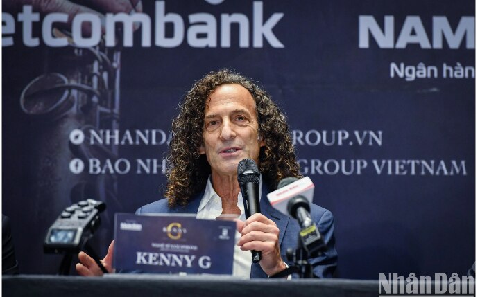 Lan tỏa tinh thần thiện nguyện vì cộng đồng từ đêm nhạc Kenny G Live in Vietnam