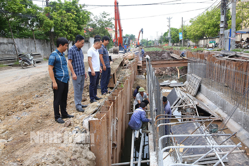 Người dân Kim Sơn chung tay xây dựng nông thôn mới