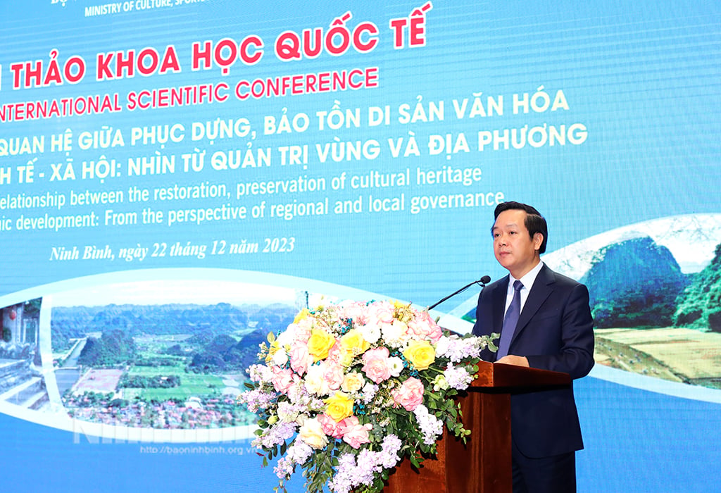 Hội thảo khoa học quốc tế Giải quyết mối quan hệ giữa phục dựng bảo tồn di sản văn hóa với phát triển kinh tếxã hội Nhìn từ quản trị vùng và địa phương