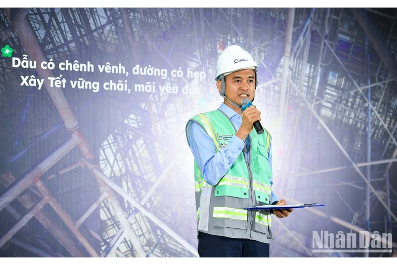 Trao tặng gần 1800 phần quà Tết cho công nhân tại Hưng Yên trong chương trình Xây Tết 2024