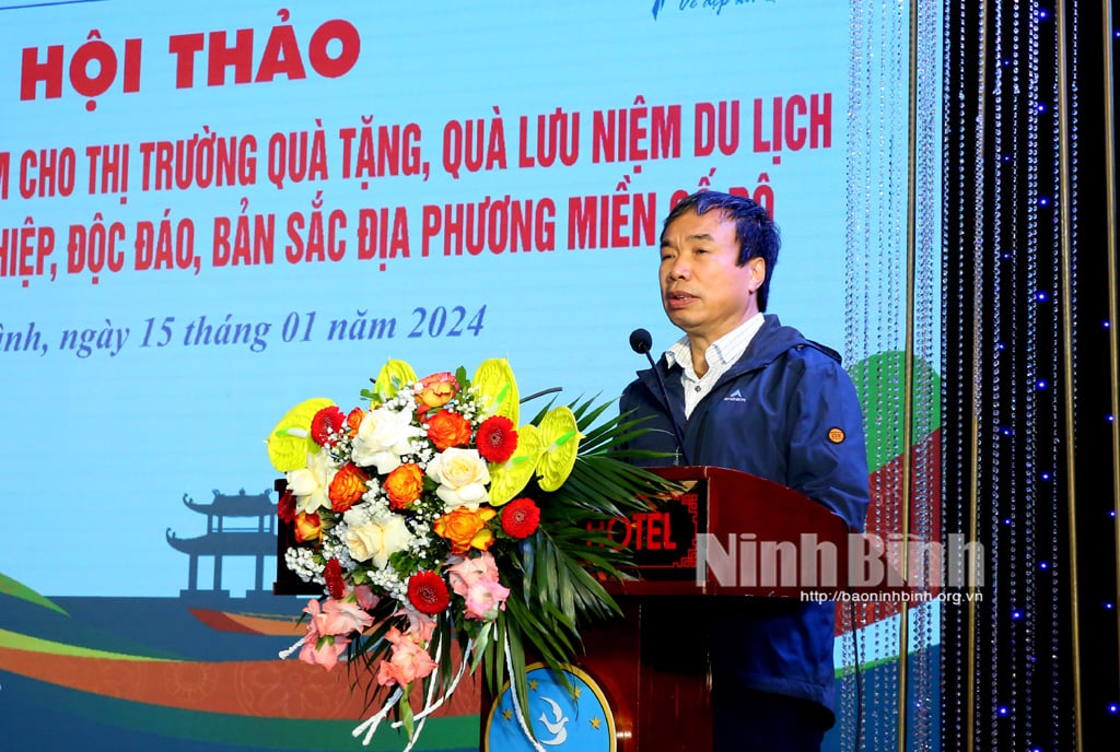 Hội thảo phiên thứ hai Giải pháp nghiên cứu thiết kế mẫu sản xuất phát triển các sản phẩm quà tặng du lịch Ninh Bình và cơ chế chính sách thúc đẩy