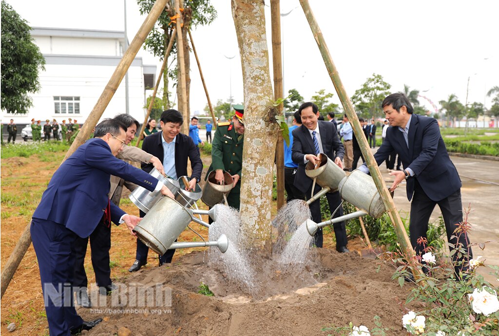 Các địa phương đơn vị phát động Tết trồng cây đời đời nhớ ơn Bác Hồ Xuân Giáp Thìn