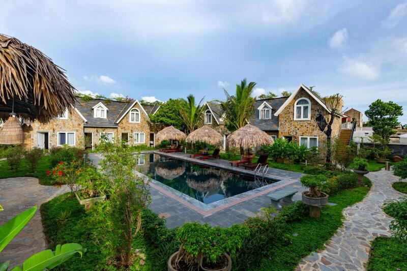 Review về resort view đẹp cực đẹp tại Ninh Bình