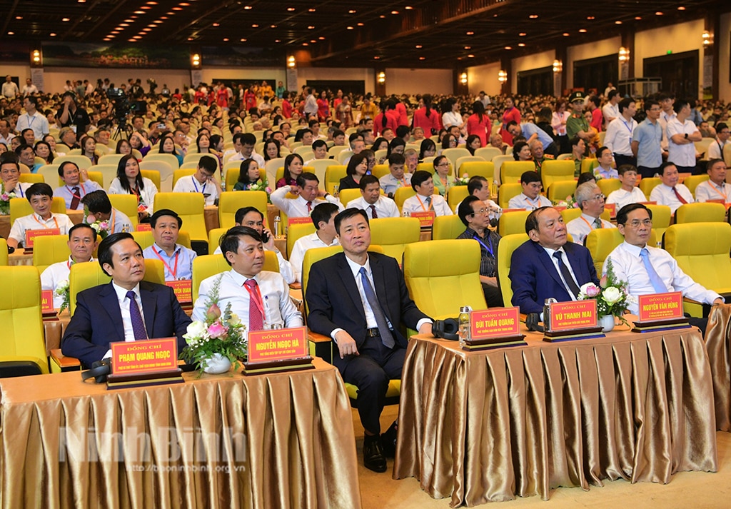 Tỉnh Ninh Bình long trọng tổ chức Lễ kỷ niệm 10 năm Quần thể danh thắng Tràng An được UNESCO ghi danh là Di sản Văn hóa và Thiên nhiên thế giới