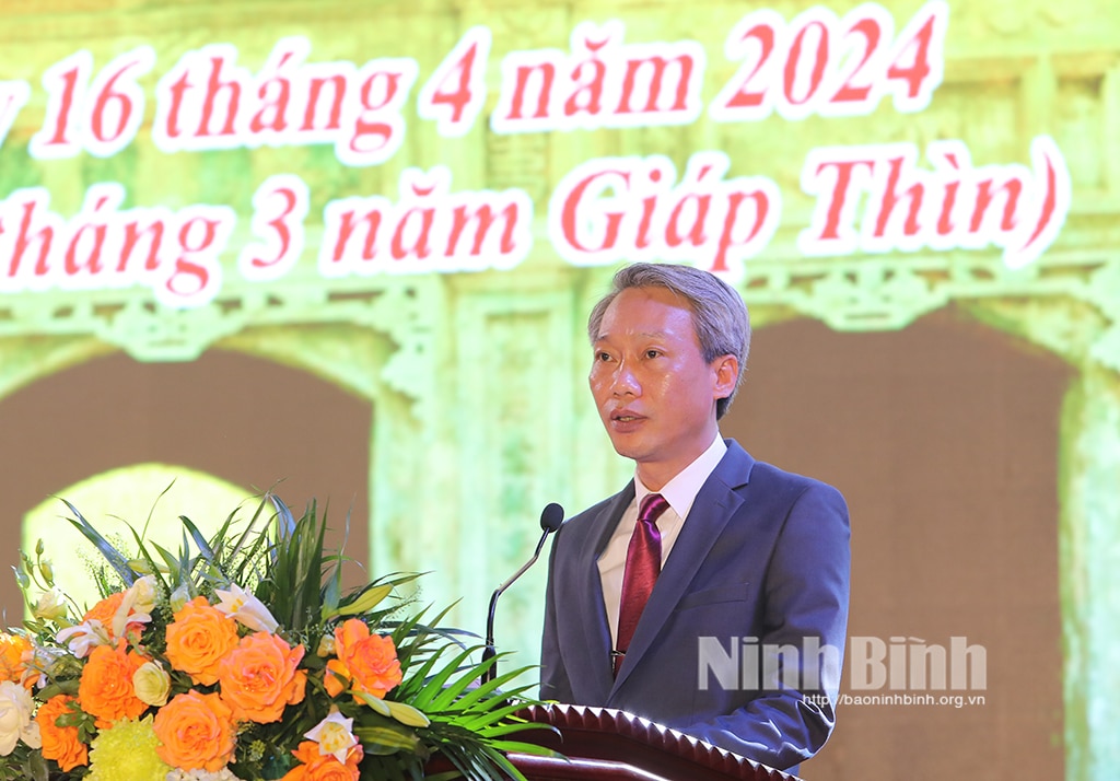 Khai mạc Lễ hội truyền thống đền Thánh Nguyễn năm 2024