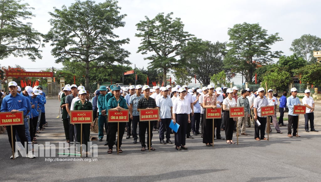 Phát động phong trào bảo vệ môi trường cải tạo cảnh quan nông thôn