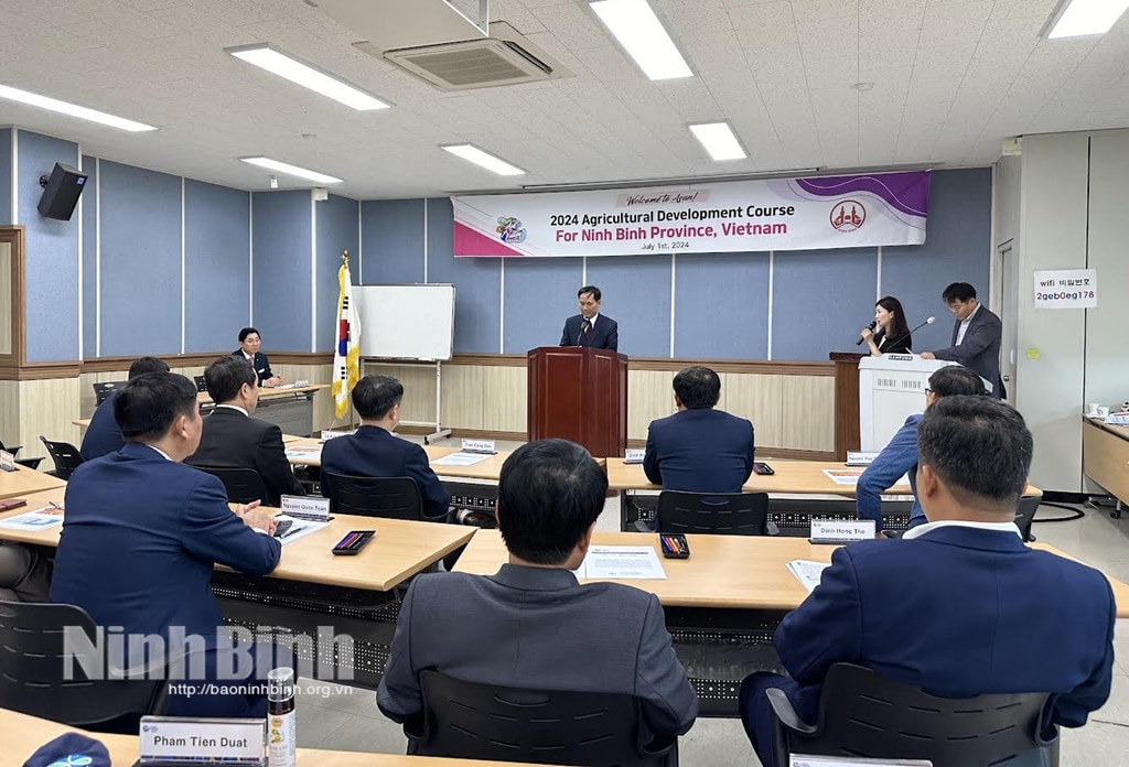 Khai giảng Chương trình đào tạo nông nghiệp cho thực tập sinh Ninh Bình tại Asan (Hàn Quốc)