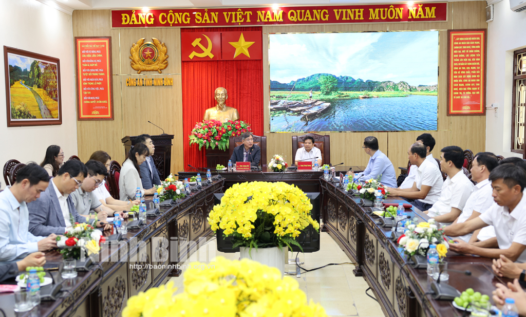 Đoàn đại biểu cấp cao Cơ quan Cảnh sát biển Hàn Quốc thăm và chào xã giao Công an tỉnh Ninh Bình