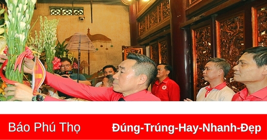 100 đại biểu hiến máu tình nguyện tiêu biểu toàn quốc dâng hương, báo công tại Khu Di tích lịch sử Đền Hùng