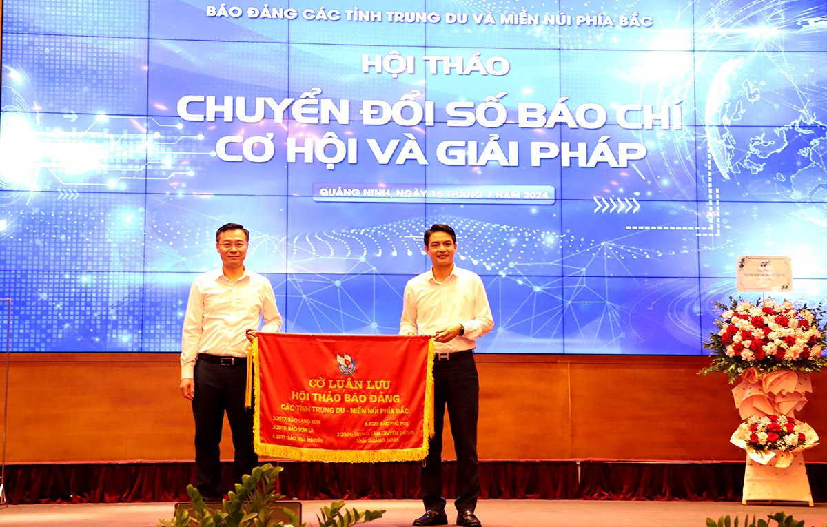 Hội thảo báo Đảng “Chuyển đổi số báo chí - cơ hội và giải pháp”