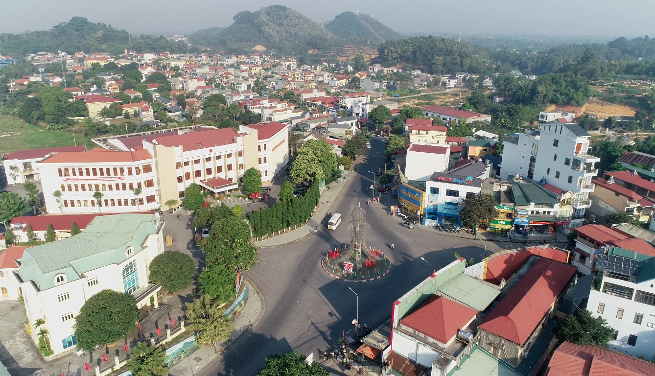 Phu Ninh concentra recursos en la construcción de nuevas áreas rurales