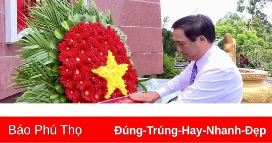 Bí thư Tỉnh ủy Bùi Minh Châu viếng các Anh hùng liệt sĩ tại Nghĩa trang thành phố Đà Lạt, tỉnh Lâm Đồng