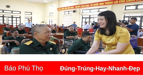 Chăm lo chế độ, chính sách cho người có công