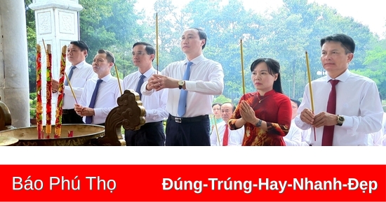 La délégation de la province de Phu Tho rend hommage aux martyrs héroïques de Tay Ninh, Binh Duong et Ho Chi Minh-Ville