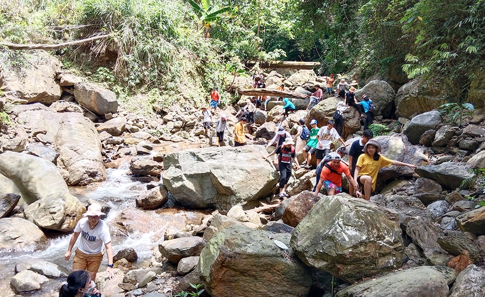 Phát triển du lịch ở Xuân Sơn