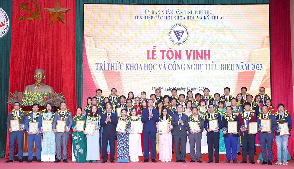 Phát huy nguồn lực trí thức