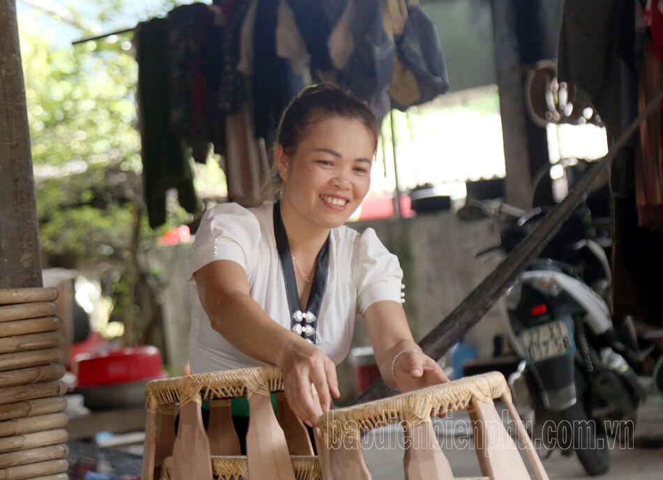 Ghế mây dân tộc Thái trắng Mường Lay