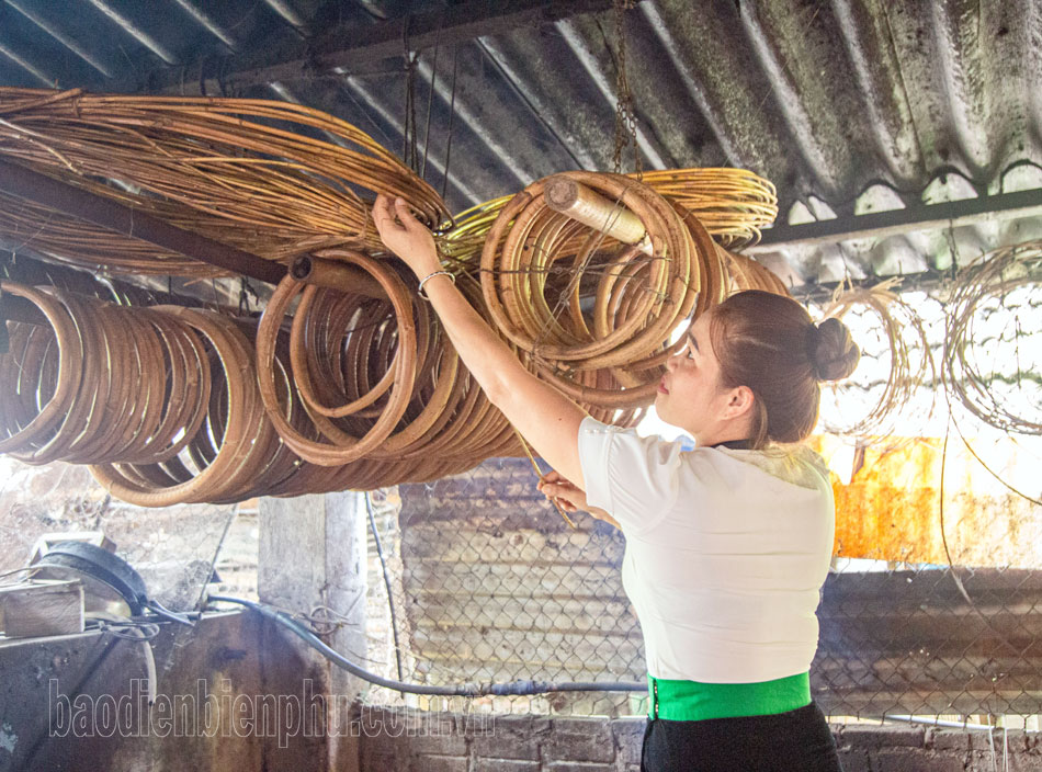 Ghế mây dân tộc Thái trắng Mường Lay