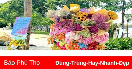 Rực rỡ xe hoa chở thu về