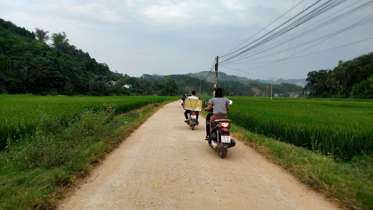 គីម ធួង ជម្លៀស​ប្រជាជន​នៅ​តំបន់​ងាយ​នឹង​បាក់​ដី​ទៅ​កាន់​ទី​សុវត្ថិភាព