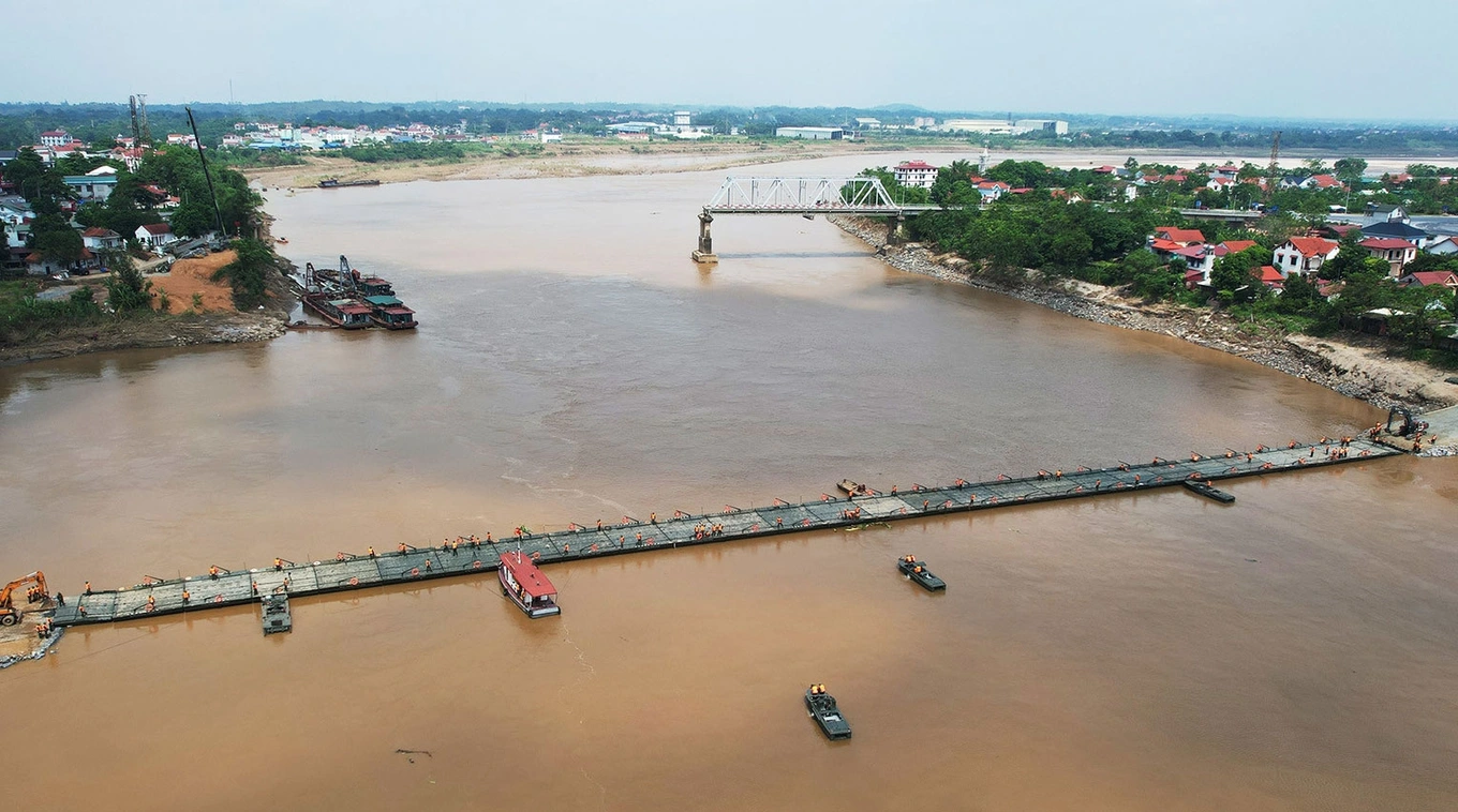 Dừng tìm kiếm nạn nhân mất tích vụ sập cầu Phong Châu