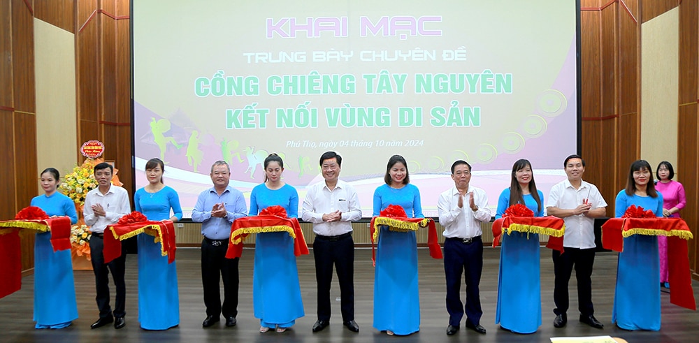 Khai mạc trưng bày “Cồng chiêng Tây Nguyên - Kết nối vùng di sản”