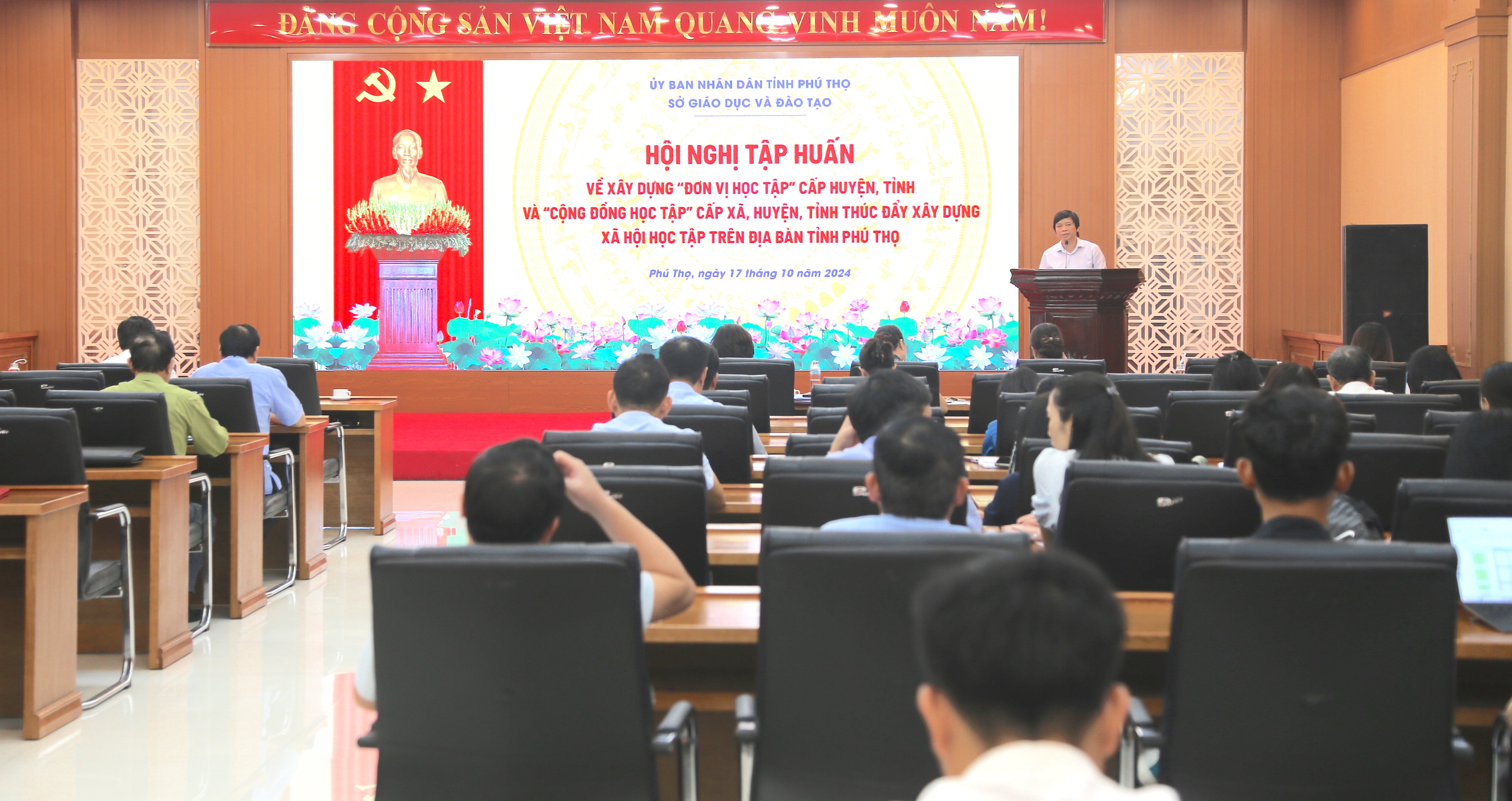 Tập huấn xây dựng “Đơn vị học tập”, “Cộng đồng học tập”