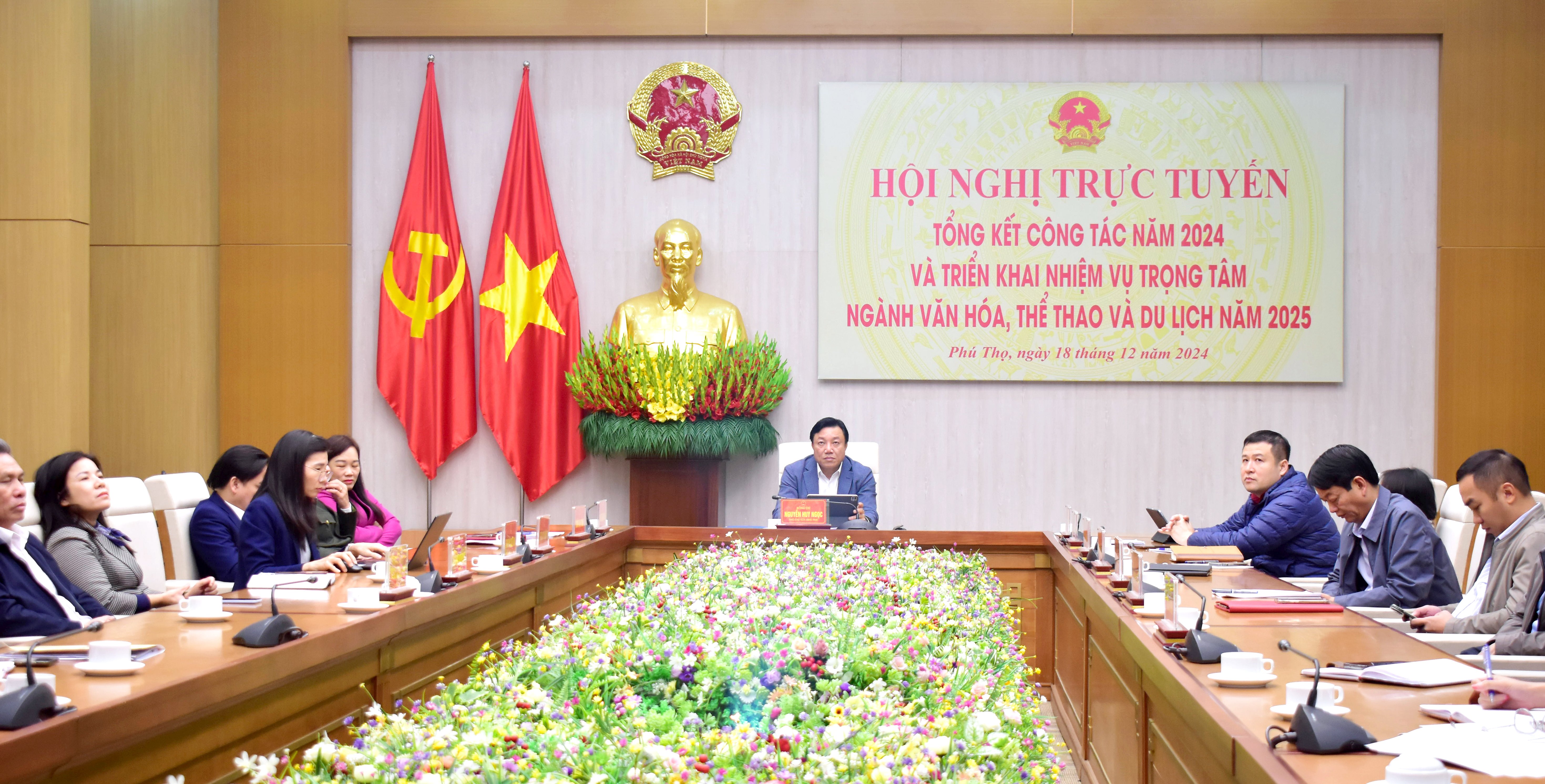 Hội nghị trực tuyến tổng kết công tác năm 2024 và triển khai nhiệm vụ trọng tâm ngành Văn hóa, Thể thao và Du lịch năm 2025