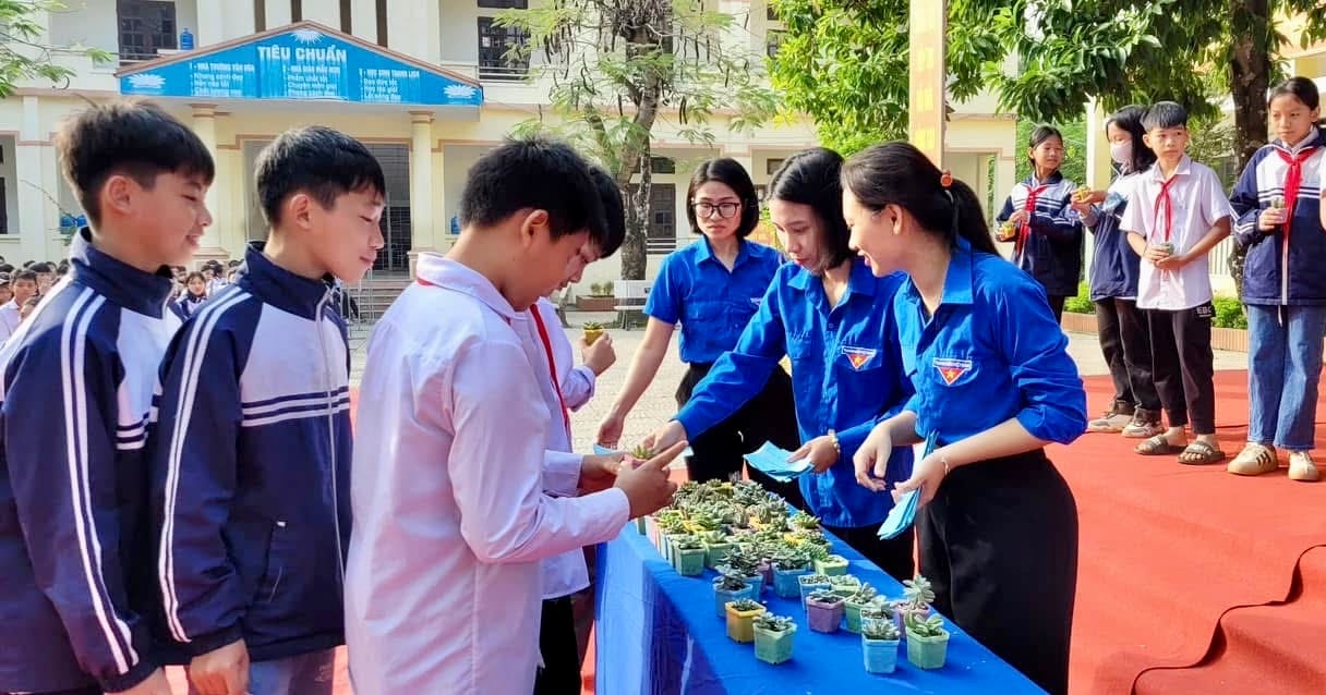 Phù Ninh: Tỷ lệ thu gom và xử lý chất thải rắn sinh hoạt đô thị và khu dân cư tập trung đạt 88,6%