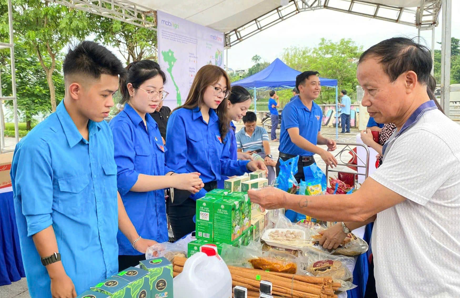 Cùng thanh niên vững tin lập nghiệp