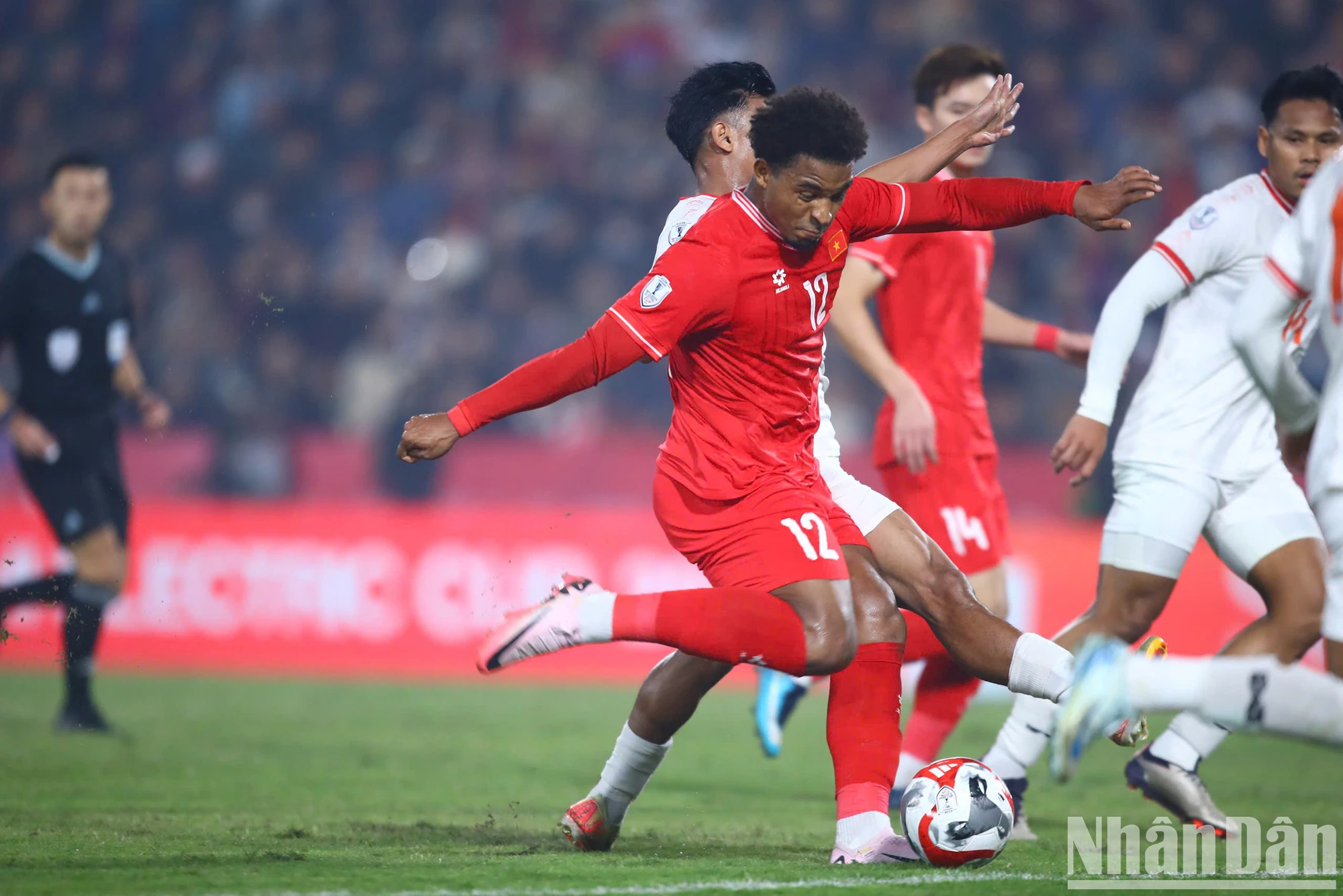 [Ảnh] Xuân Son ghi cú đúp, đội tuyển Việt Nam thắng 5-0 Myanmar ảnh 3