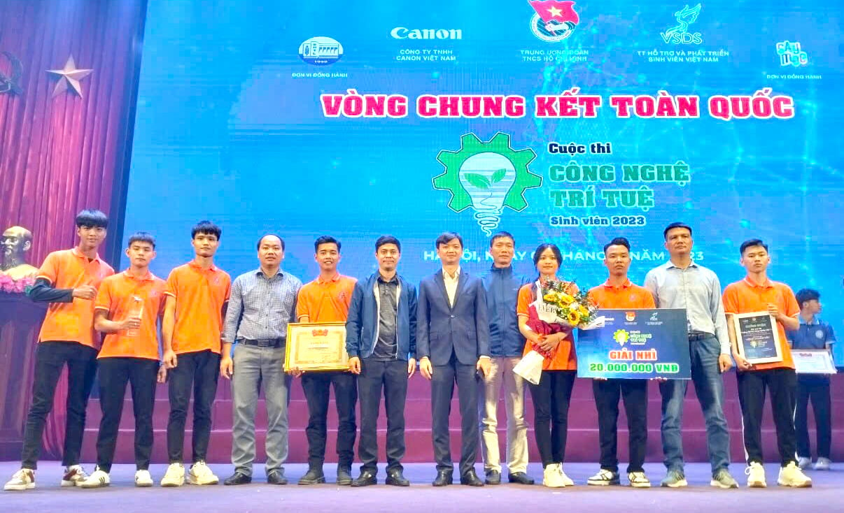 Thúc đẩy phong trào nghiên cứu khoa học trong sinh viên