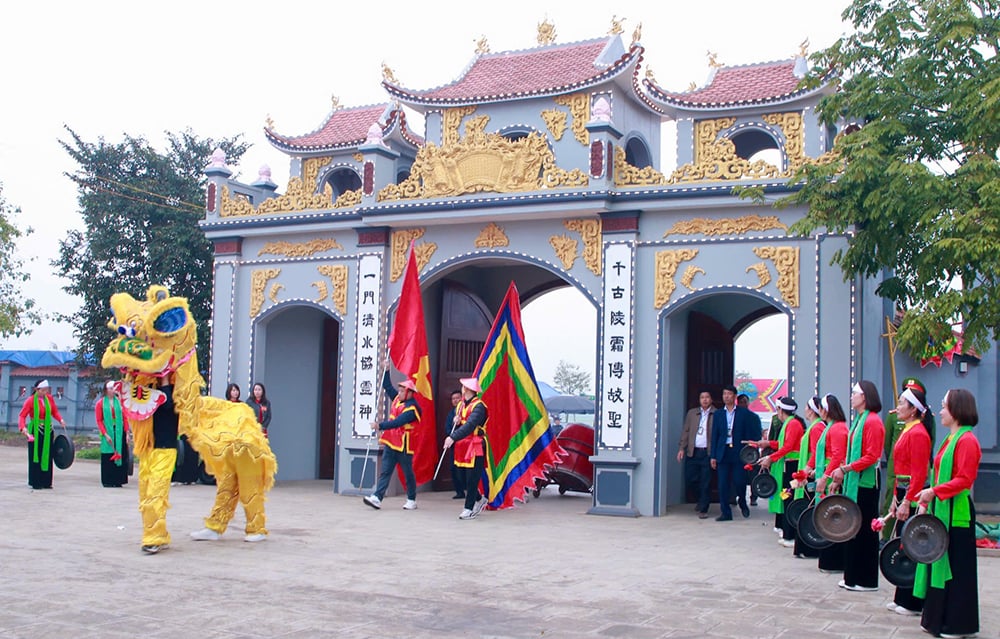 Khai hội Đền Lăng Sương