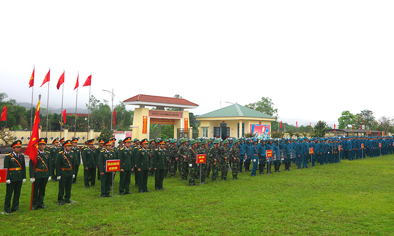 Quang cảnh lễ ra quân huấn luyện.